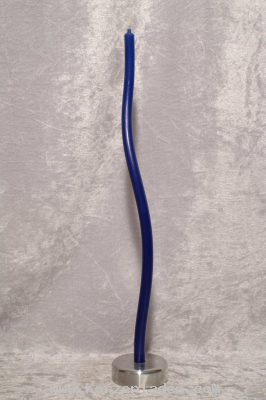 dunkelblau Twist Candle Designkerze von Hand gebogen 3 Stck im Karton incl. Stnder aus Metall
