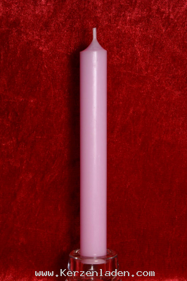 pastelllila  Stabkerze 180x22mm durchgefrbt aus hochwertigen Parafinwachs erfllt die Anforderungen nach dem Ral-Gtezeichen RAL-GZ 041 Kerzen