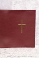 weinrote Einsteckhülle mit Kreuz gold Nappa soft Kunstleder für das neue Gotteslob 