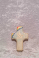 Handschmeichlerkreuz aus Buchenholz mit Regenbogen und Taube